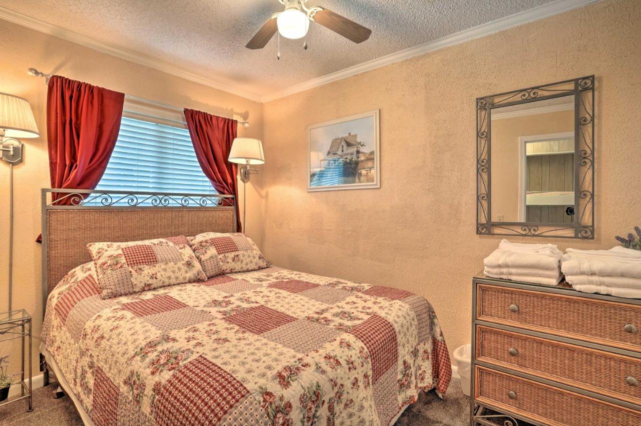 Isle Of Palms Beachfront Condo With Balcony And Pool! Eksteriør billede